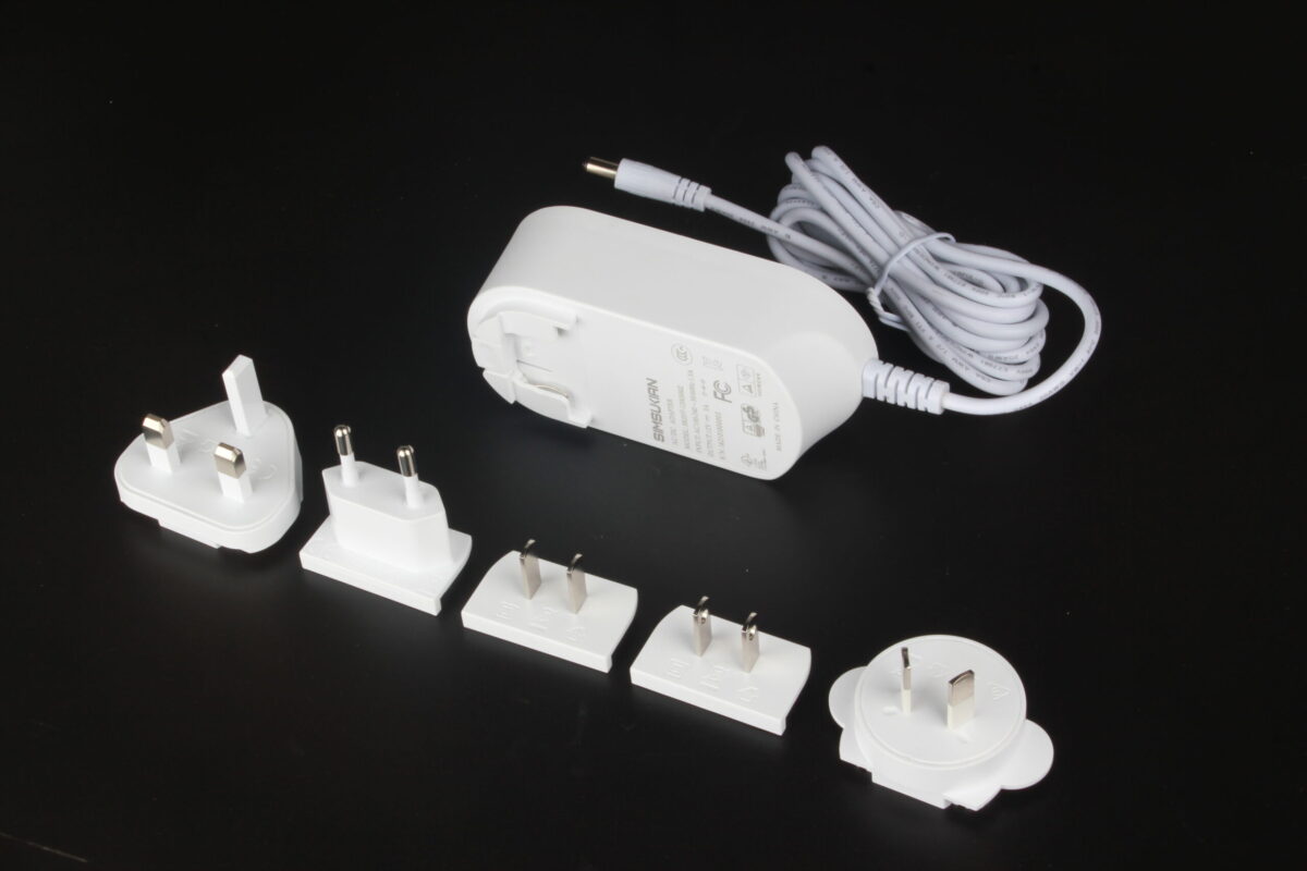 Safety Universal Plug-in Power Adapter for Electronics